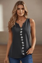Chic Floral Print Sleeveless Blouse in Black and White - @BlackWhite