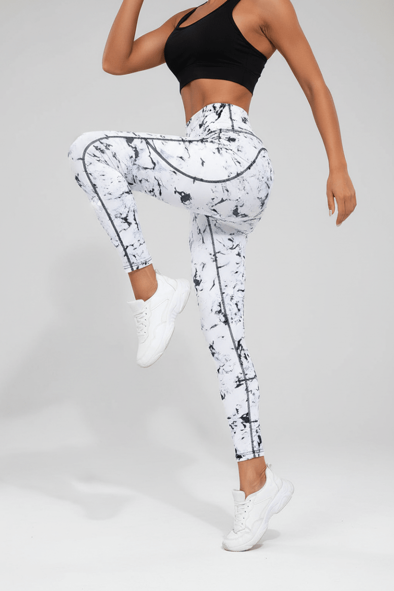 Women's Bare-Feel Tight Fitness Leggings with Pockets - @BlackWhite