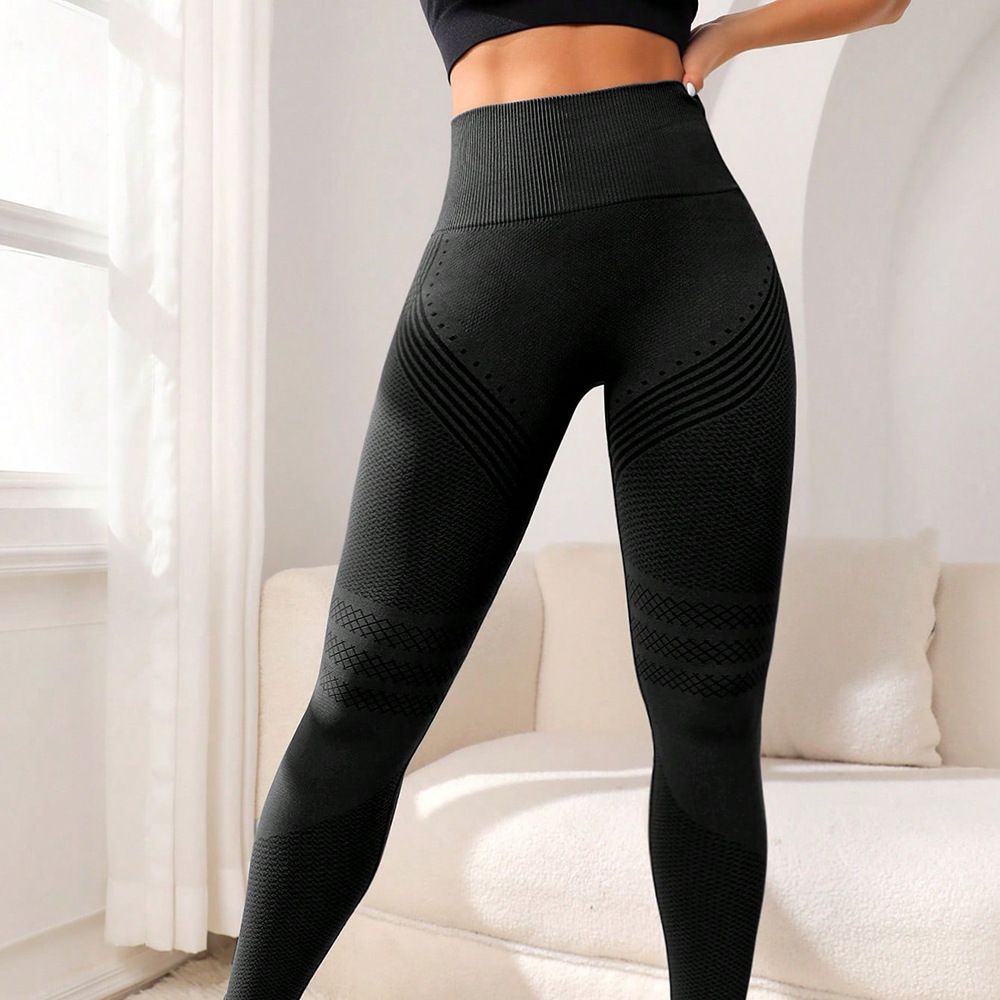 Women's Skinny Yoga Pants for Running & Fitness - @BlackWhite