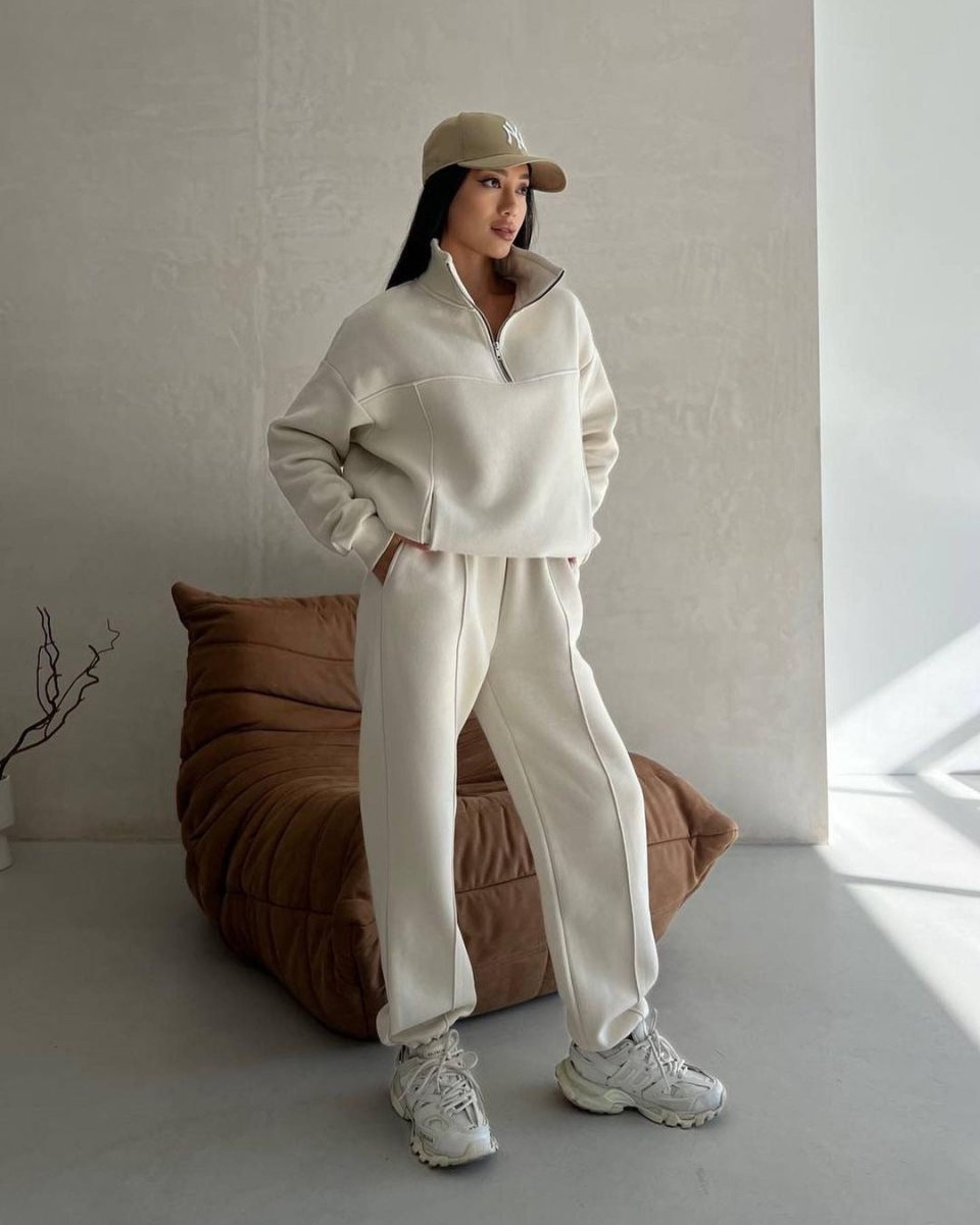Y2K Women's Zip Tracksuit – Two-Piece Contrast Sport Set - @BlackWhite
